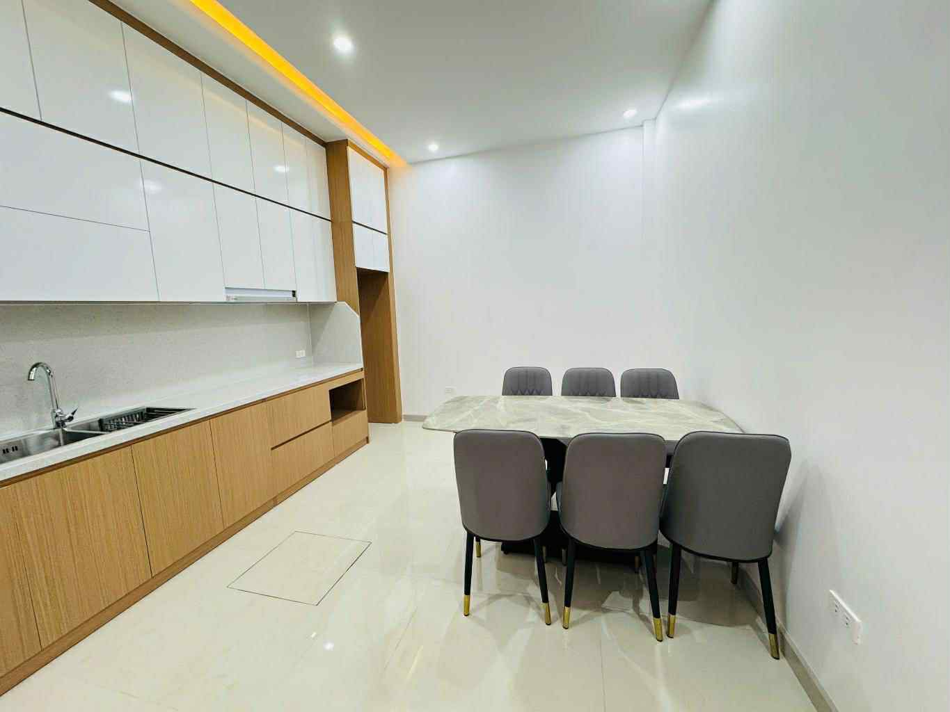 SIÊU PHẨM PHỐ KHƯƠNG HẠ -THANH XUÂN